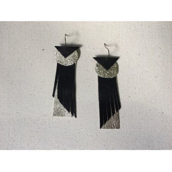 Artisan Handmade Gold and black art deco abstract fringe statement earrings - Picture 6 of 10